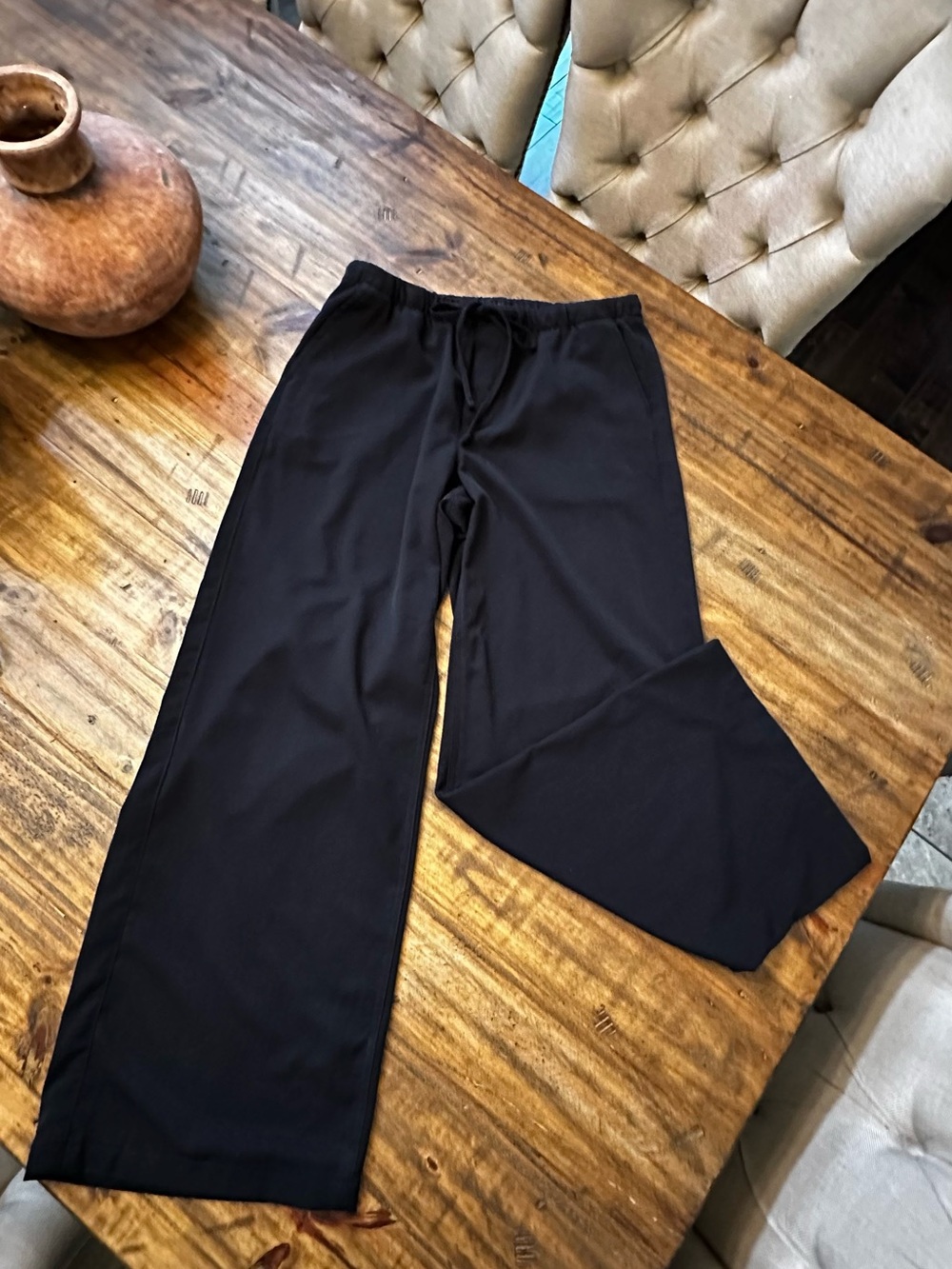 American Eagle Outfitters Black Wide-Leg Drawstring Joggers
